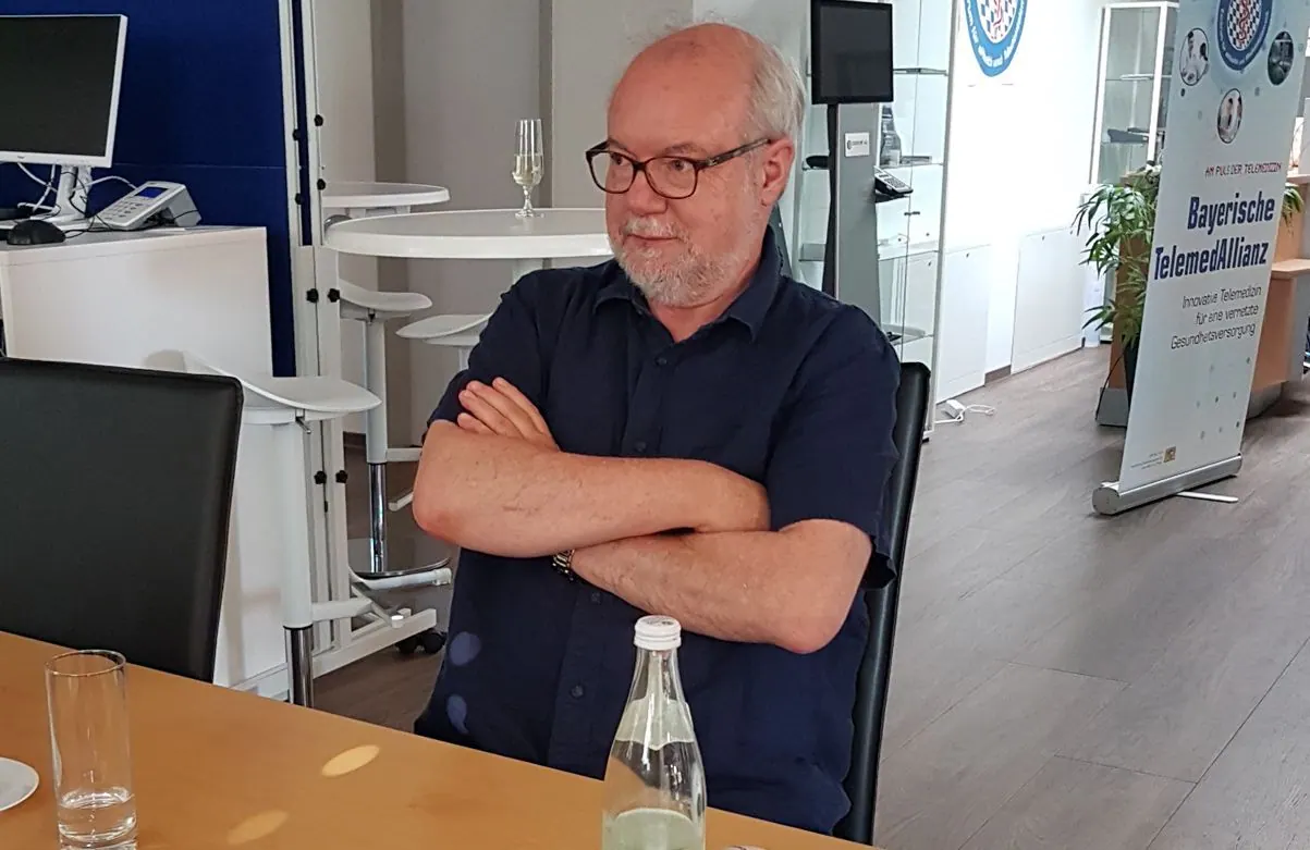 Hybridfortbildung „Verbesserung der Versorgungssteuerung und Versorgungsqualität nach einem Schlaganfall“